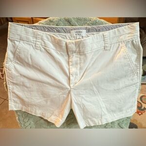 Crown & Ivy*** Shorts Size 6